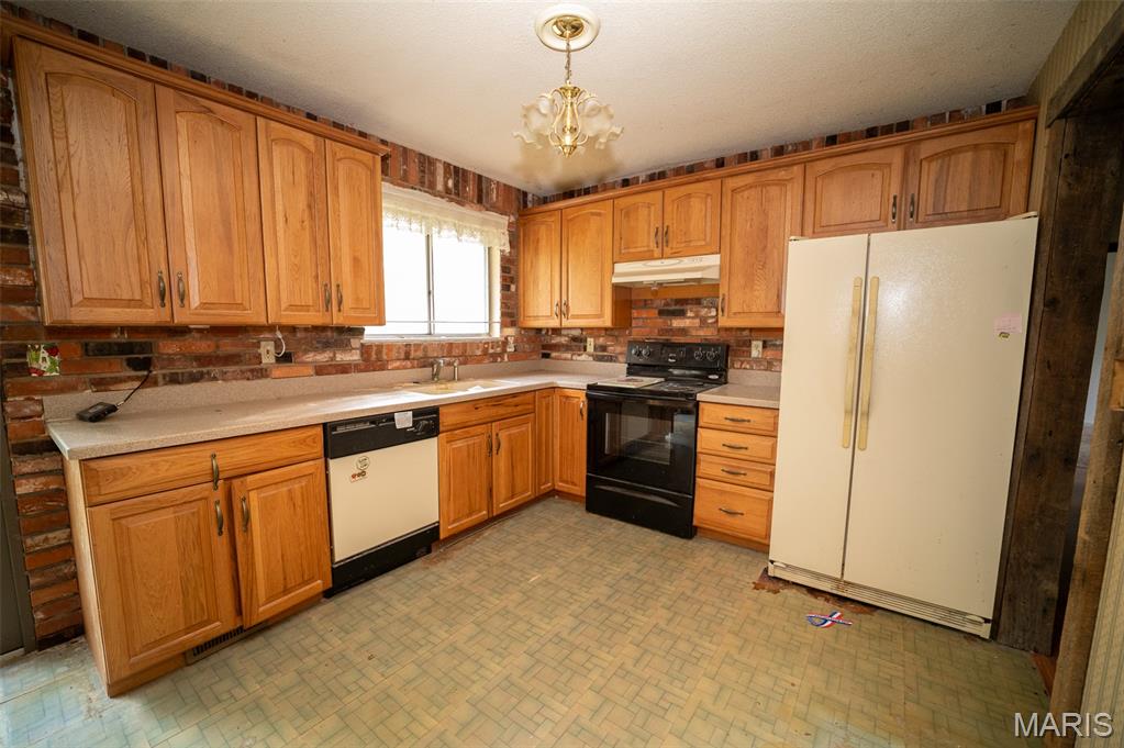 7754 Liberty School Road Leslie, MO 63056 - Photo 8 of 23