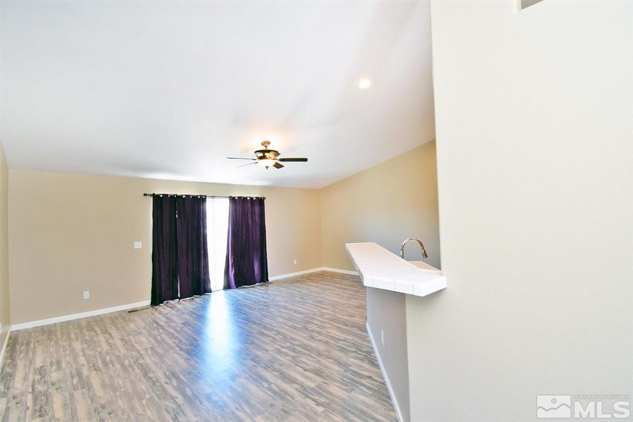 513 St Louis Road Fernley, NV 89408 - Photo 4 of 30 Photo 4