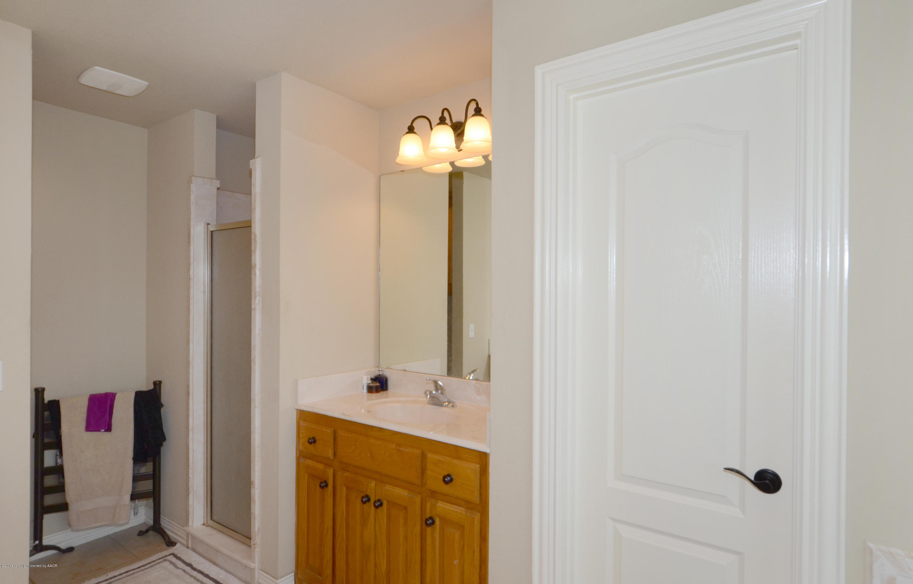 7900 Raburn Lane Canyon, TX 79015 - Photo 16 of 27 Master Bathroom 2