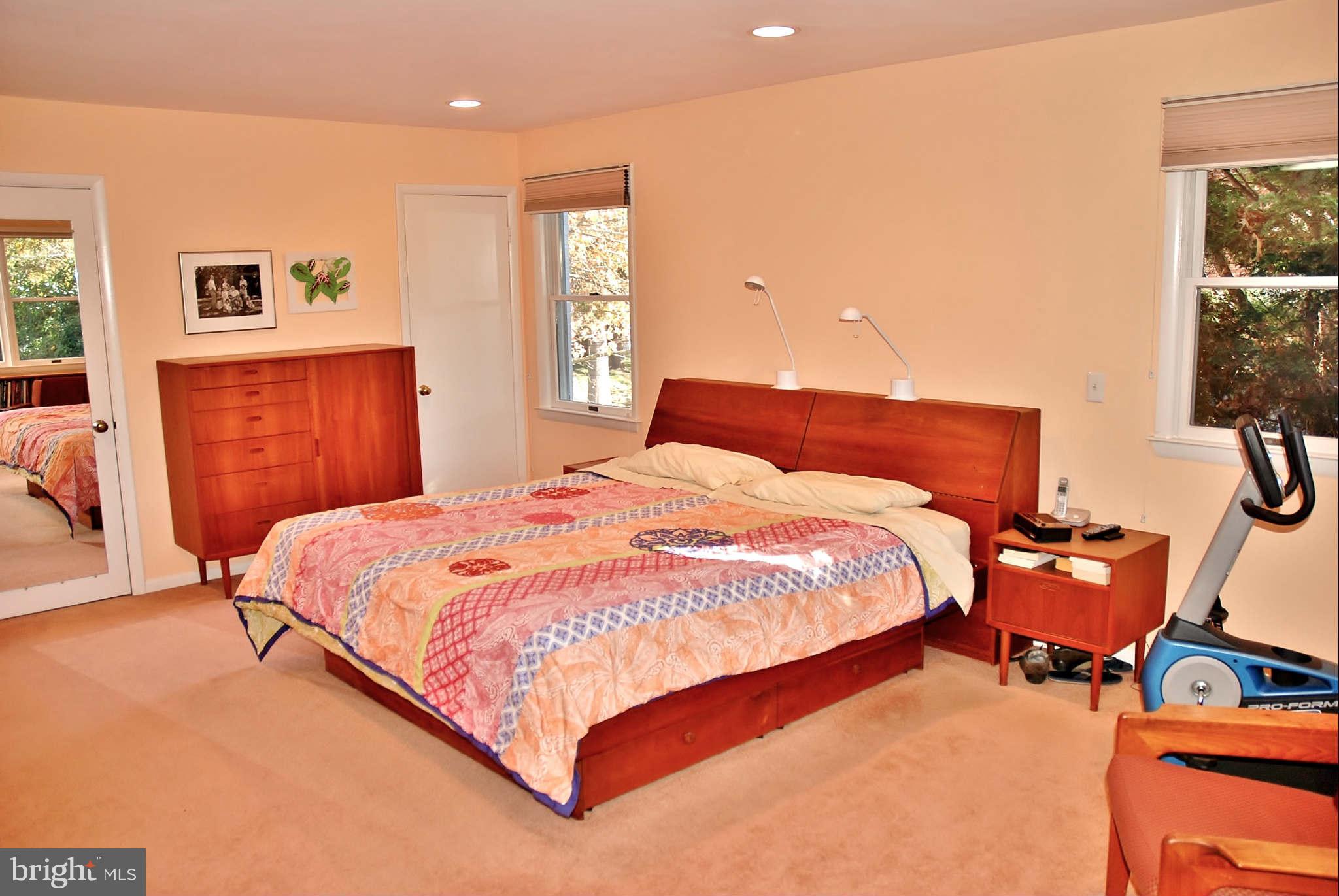 5009 Westport Road Chevy Chase, MD 20815 - Photo 14 of 22 Bedroom (Master)