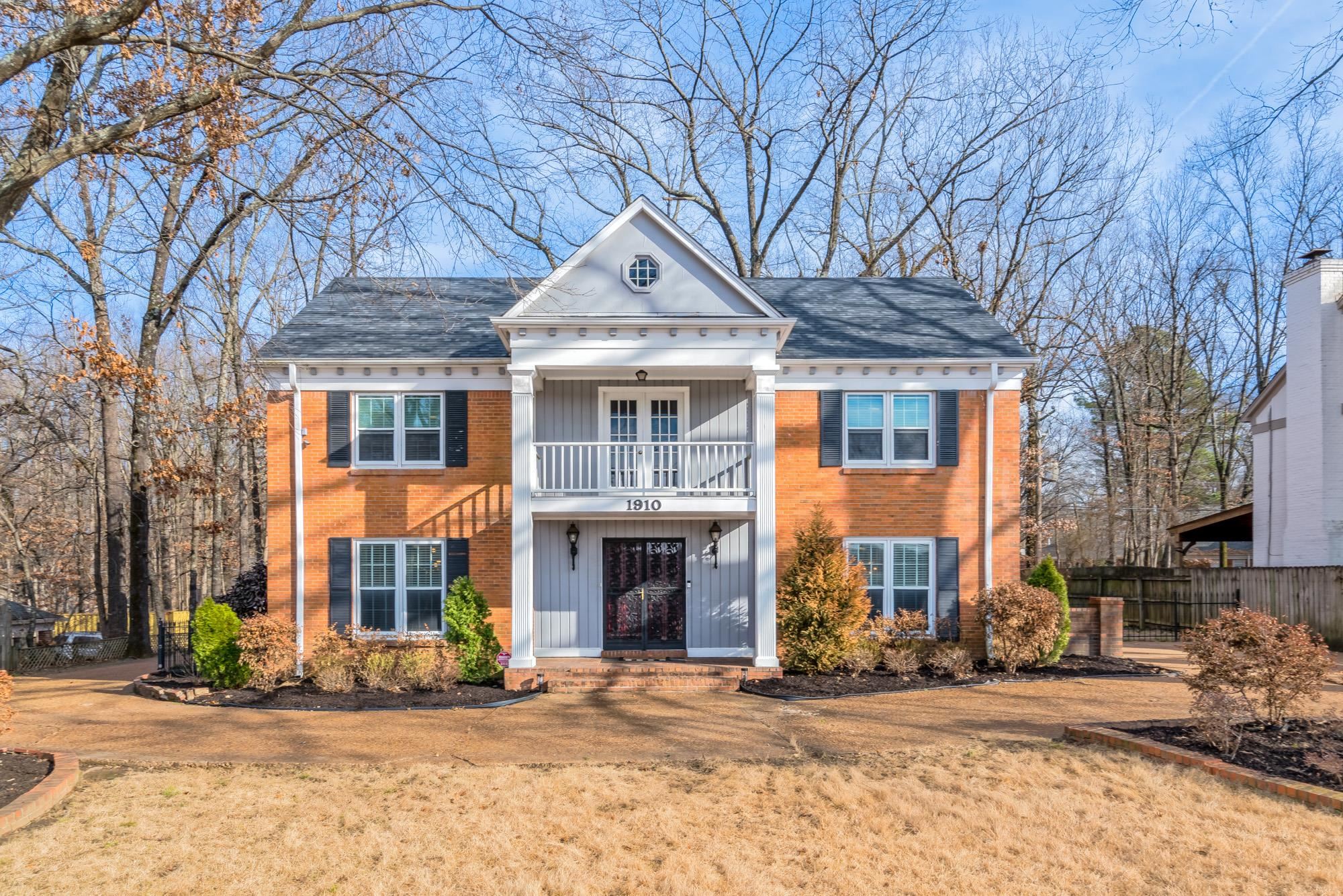 1910 Ridgeway Road Memphis, TN 38119 - Photo 1 of 25 Gallery Image 1