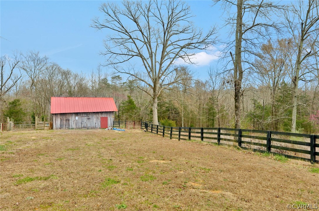 1850 Nichols Road Powhatan, VA 23139 - Photo 10 of 34 Gallery Image 10