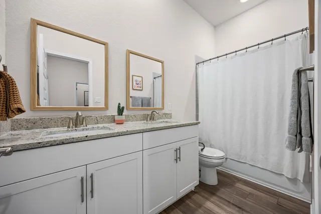 $575,000 | 369 Sue Peaks Loop, Dripping Springs, TX 78620