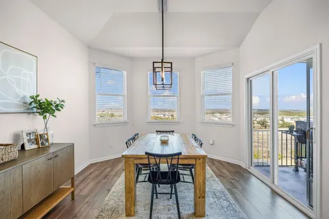 $575,000 | 369 Sue Peaks Loop, Dripping Springs, TX 78620