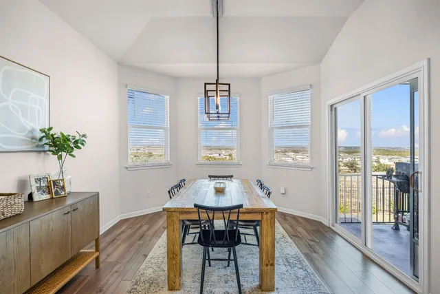 $575,000 | 369 Sue Peaks Loop, Dripping Springs, TX 78620