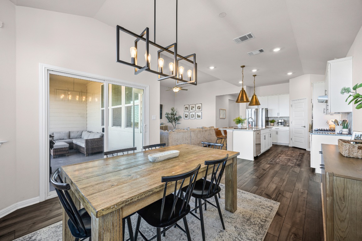 369 Sue Peaks Loop Dripping Springs, TX 78620 - Photo 19 of 38