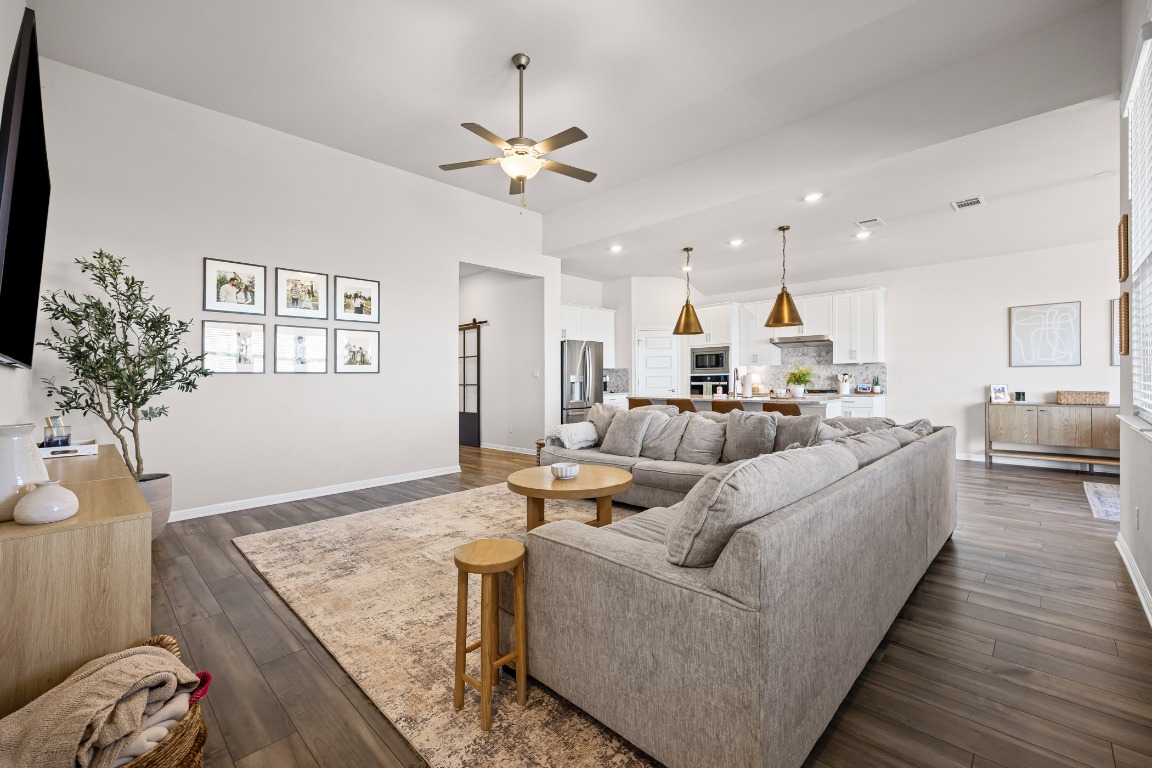 369 Sue Peaks Loop Dripping Springs, TX 78620 - Photo 21 of 38