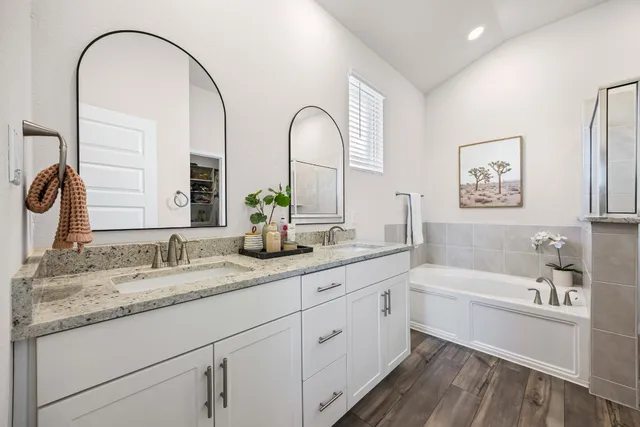 $575,000 | 369 Sue Peaks Loop, Dripping Springs, TX 78620