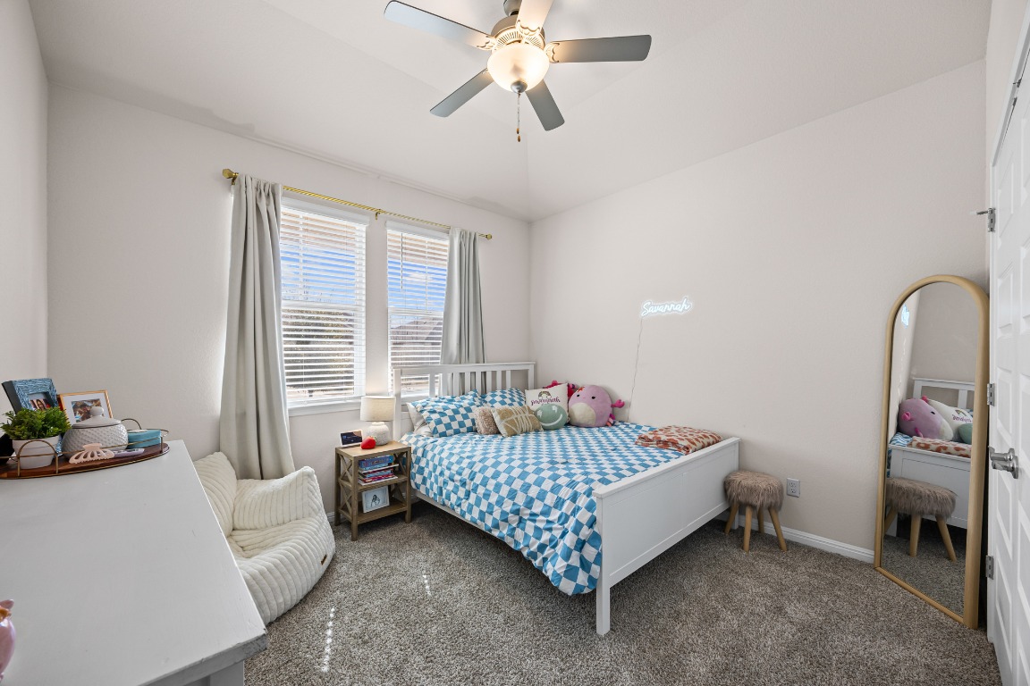 369 Sue Peaks Loop Dripping Springs, TX 78620 - Photo 4 of 38