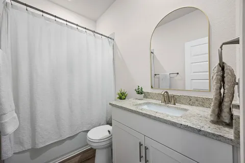 $575,000 | 369 Sue Peaks Loop, Dripping Springs, TX 78620