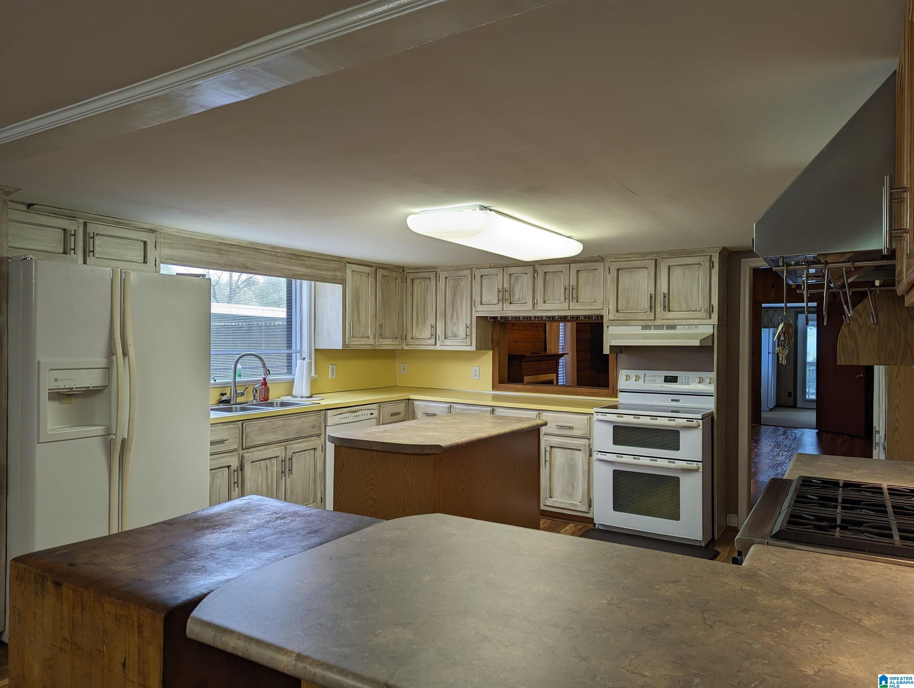 1383 Old Rock Creek Road Bessemer, AL 35023 - Photo 7 of 56