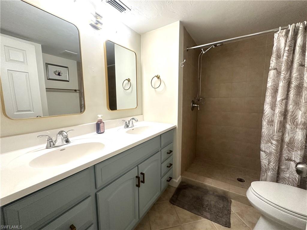 2375 Naples Trace Circle, Unit 7 Naples, FL 34109 - Photo 17 of 28