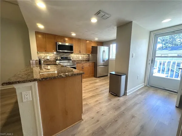 $2,000 | 2375 Naples Trace Circle, Unit 7, Naples, FL 34109