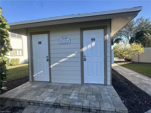 $2,000 | 2375 Naples Trace Circle, Unit 7, Naples, FL 34109