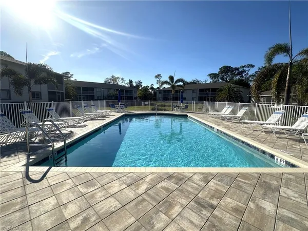 $2,000 | 2375 Naples Trace Circle, Unit 7, Naples, FL 34109