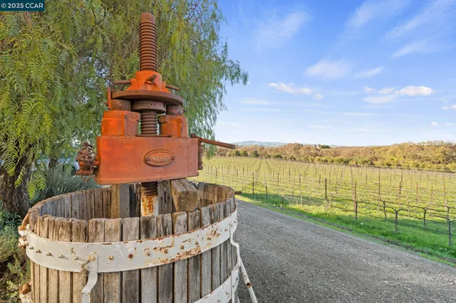 $7,495,000 | 633 Kalthoff Common, Livermore, CA 94550