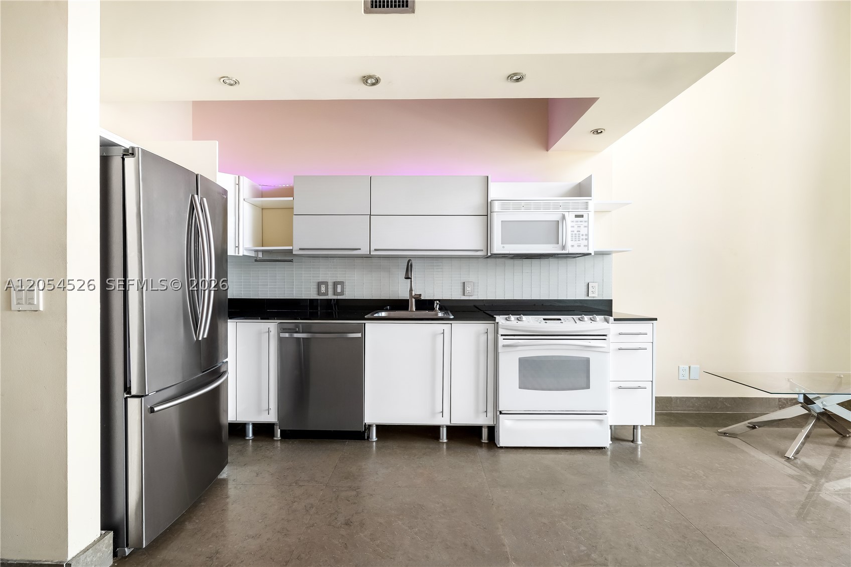 690 Southwest 1st Street, Unit 1019 Miami, FL 33130 - Photo 3 of 47 Gallery Image 3