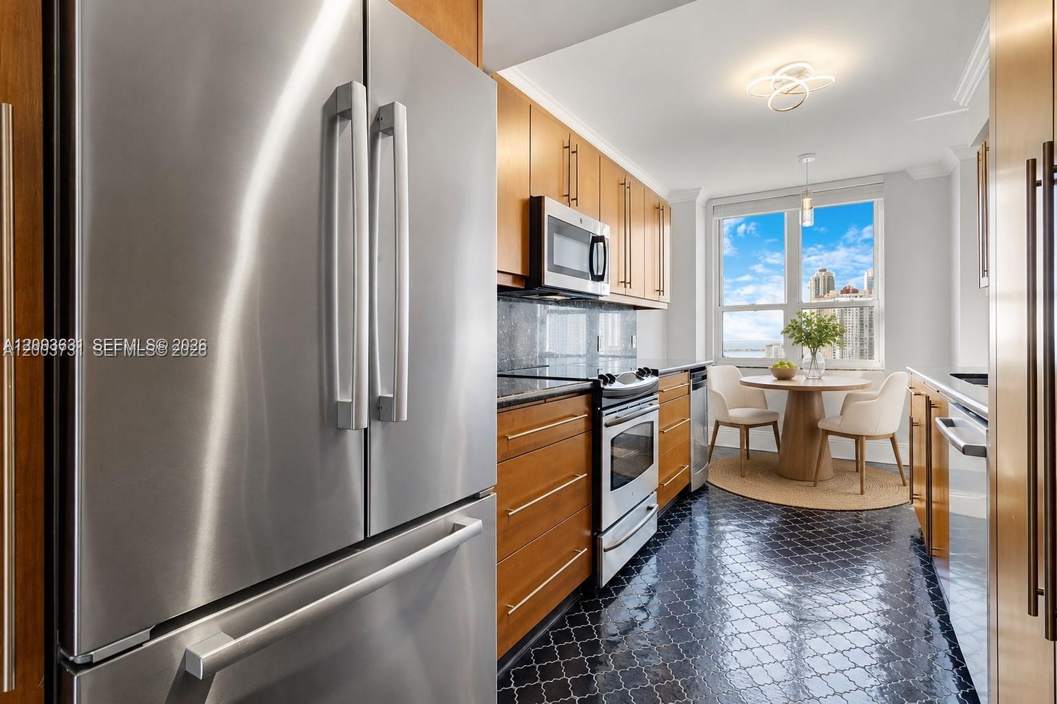 701 Brickell Key Boulevard, Unit 2103 Miami, FL 33131 - Photo 4 of 48 Virtually Staged