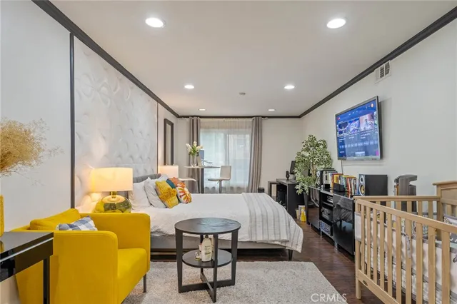 $630,000 | 1940 North Highland Avenue, Unit 3, Los Angeles, CA 90068