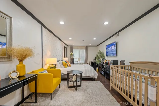 $630,000 | 1940 North Highland Avenue, Unit 3, Los Angeles, CA 90068