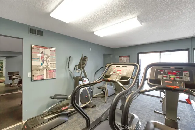 $630,000 | 1940 North Highland Avenue, Unit 3, Los Angeles, CA 90068