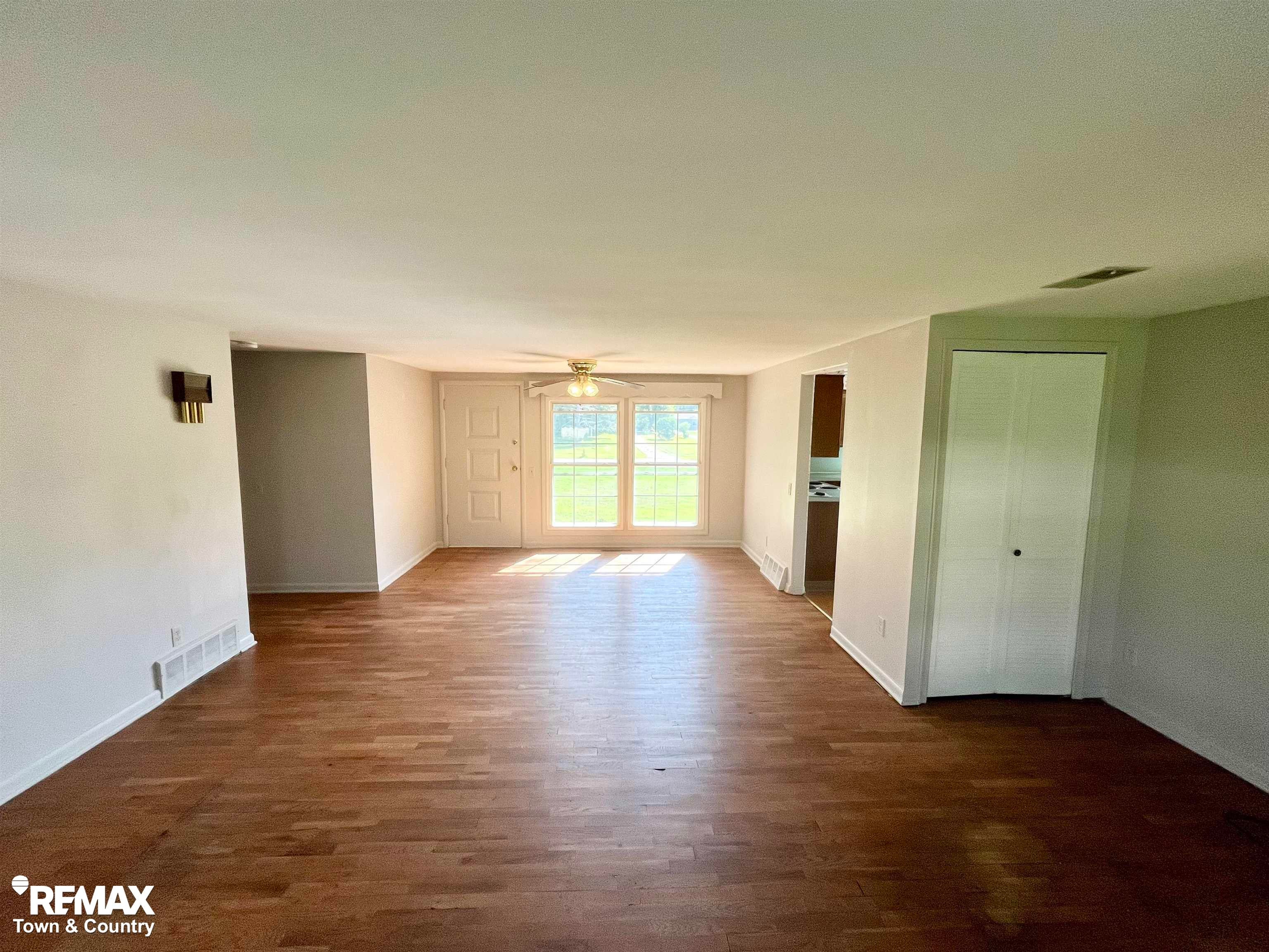 626 South Mckinley Road Flushing, MI 48433 - Photo 11 of 34 Gallery Image 11