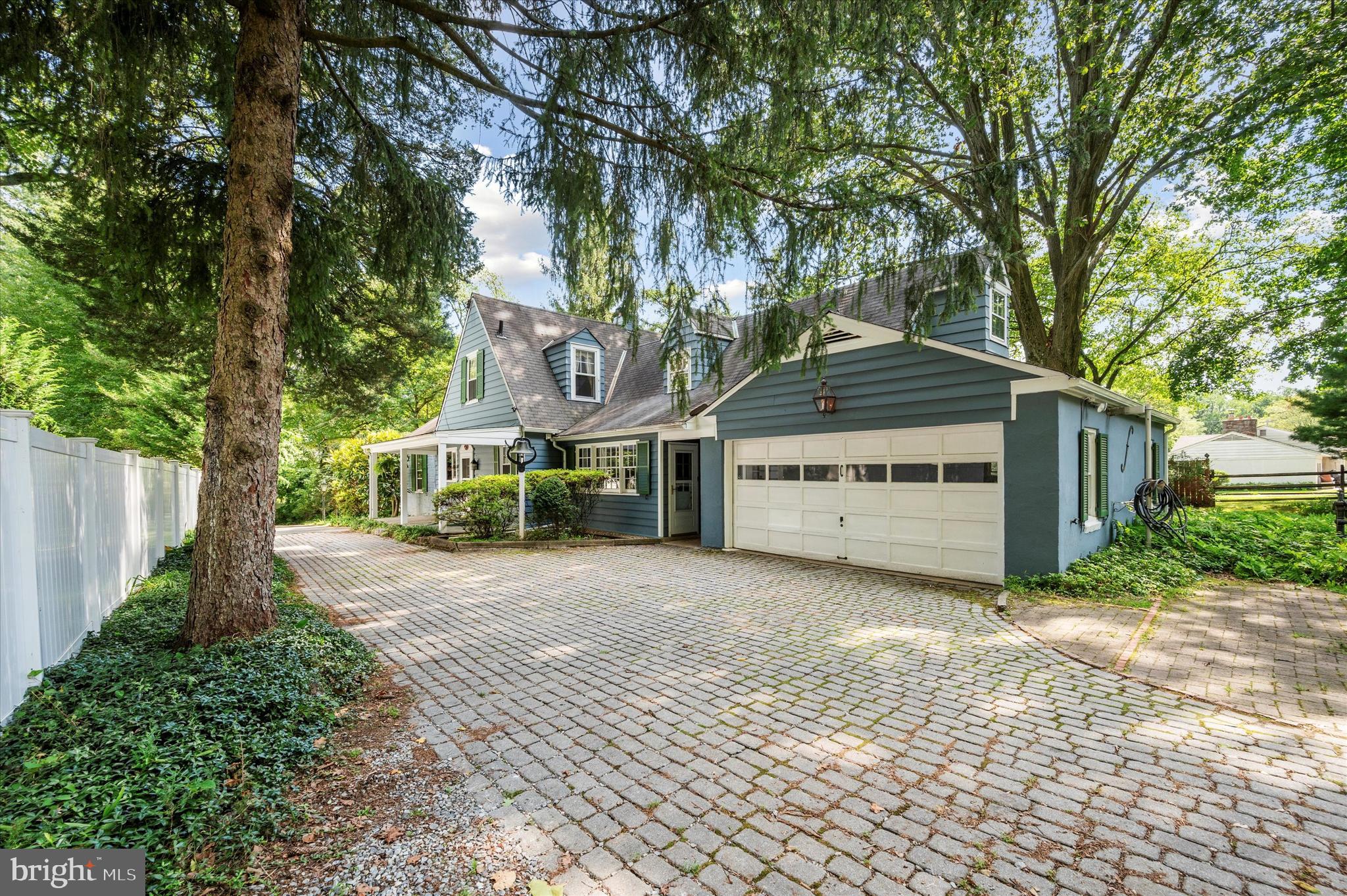1305 Providence Road Secane, PA 19018 - Photo 3 of 35