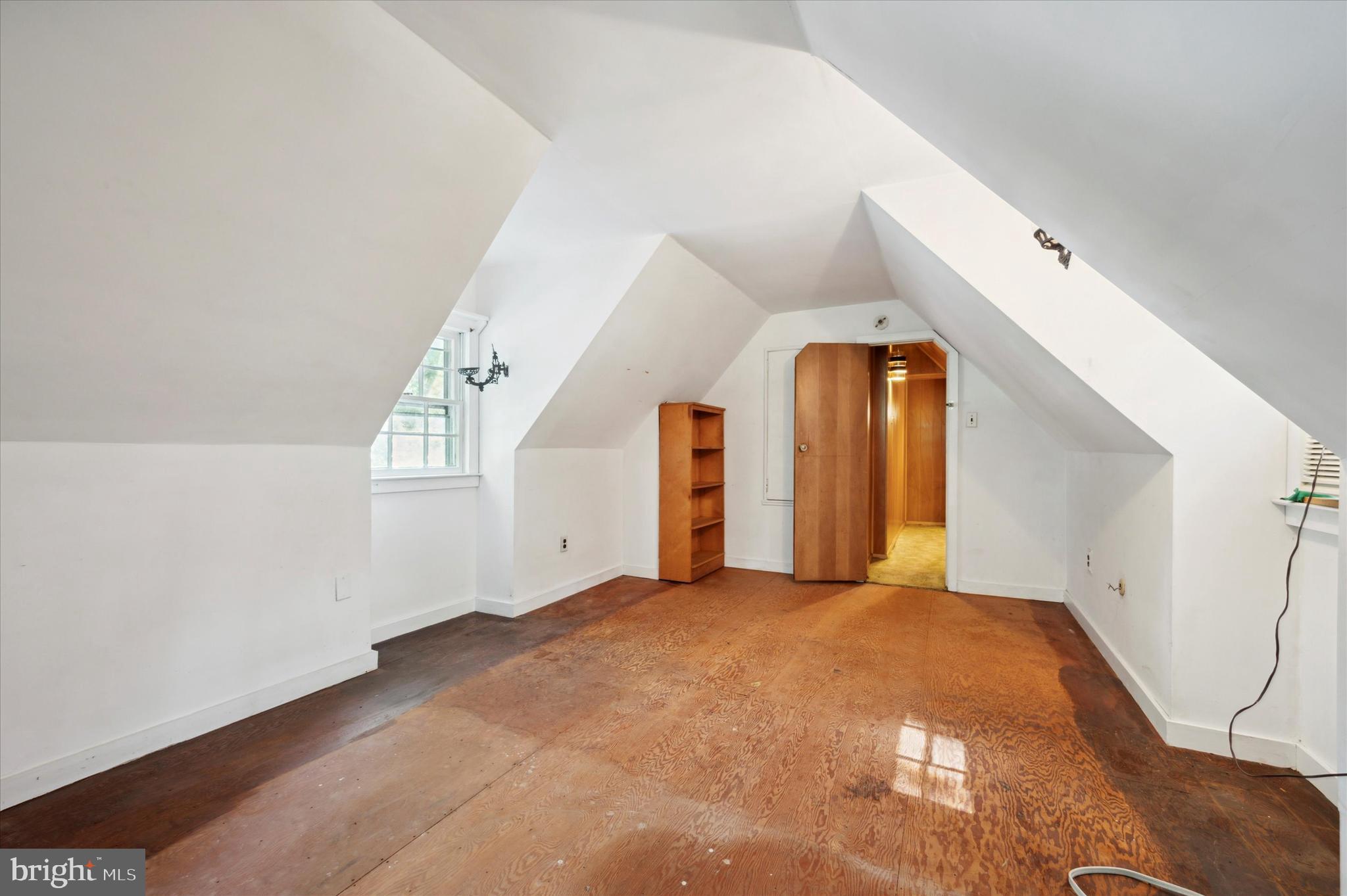 1305 Providence Road Secane, PA 19018 - Photo 33 of 35 Bonus Room 2nd Floor