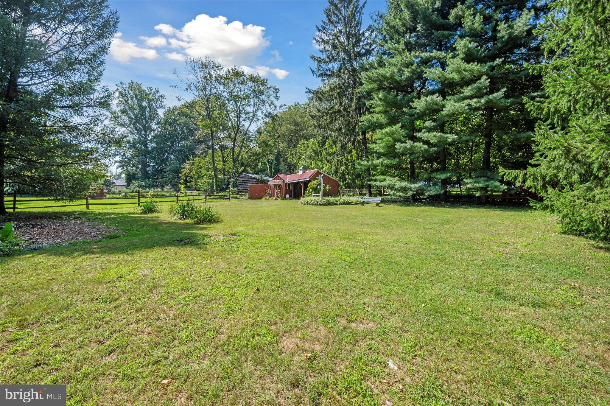 1305 Providence Road Secane, PA 19018 - Photo 6 of 35