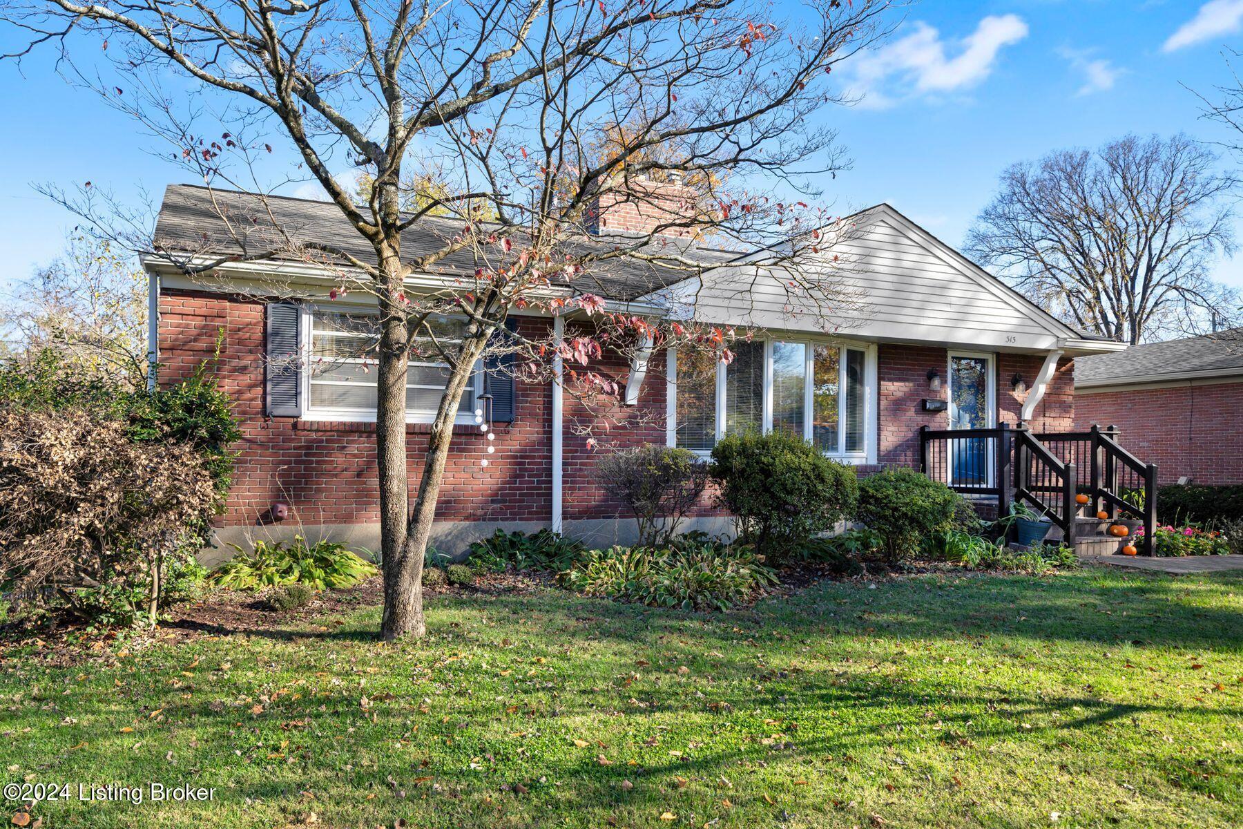 313 Bramton Road Louisville, KY 40207 - Photo 2 of 61 photo_online_001