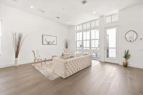 $494,990 | 2855 Decker Pl., Houston, TX 77003