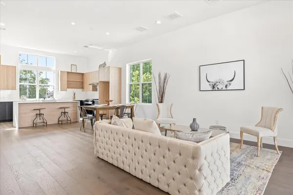 $494,990 | 2855 Decker Pl., Houston, TX 77003