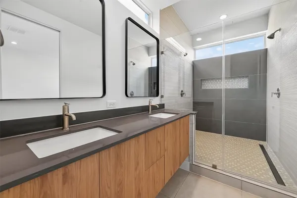 $494,990 | 2855 Decker Pl., Houston, TX 77003