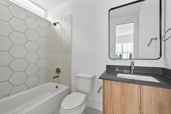 $494,990 | 2855 Decker Pl., Houston, TX 77003