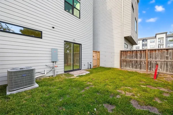 $494,990 | 2855 Decker Pl., Houston, TX 77003