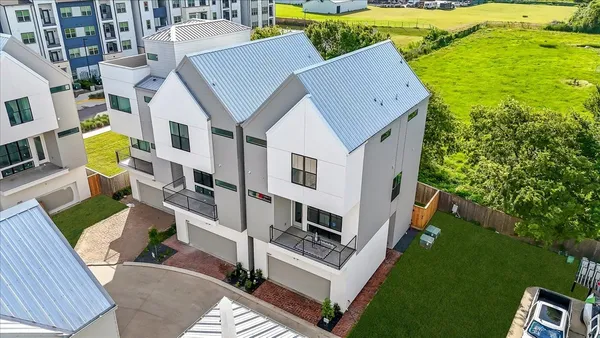 $494,990 | 2855 Decker Pl., Houston, TX 77003