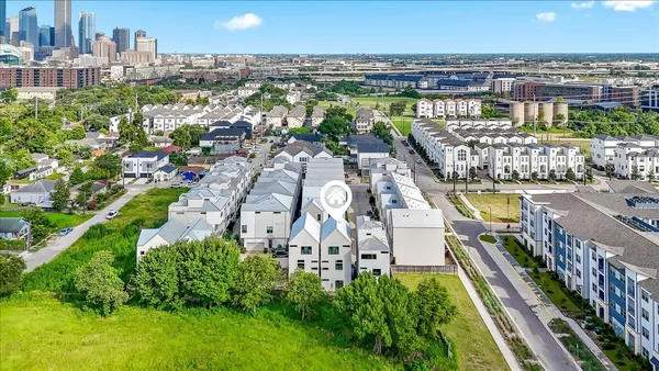 $494,990 | 2855 Decker Pl., Houston, TX 77003