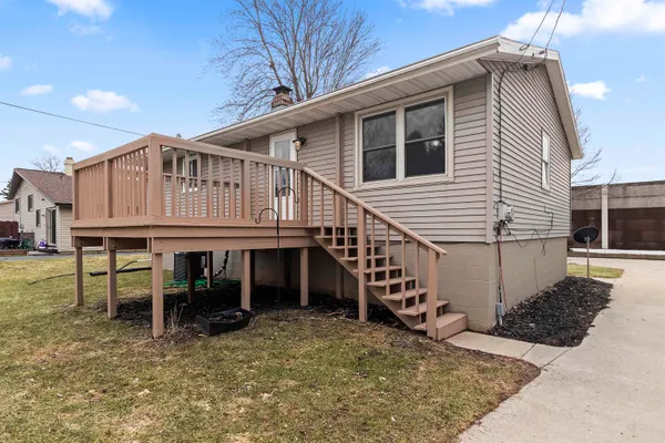 $268,000 | 1204 East Park Hills Drive, Appleton, WI 54915