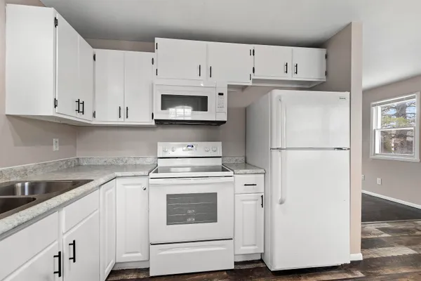 $268,000 | 1204 East Park Hills Drive, Appleton, WI 54915