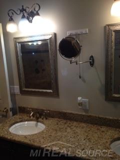 1425 Buckingham Road Grosse Pointe Park, MI 48230 - Photo 16 of 29
