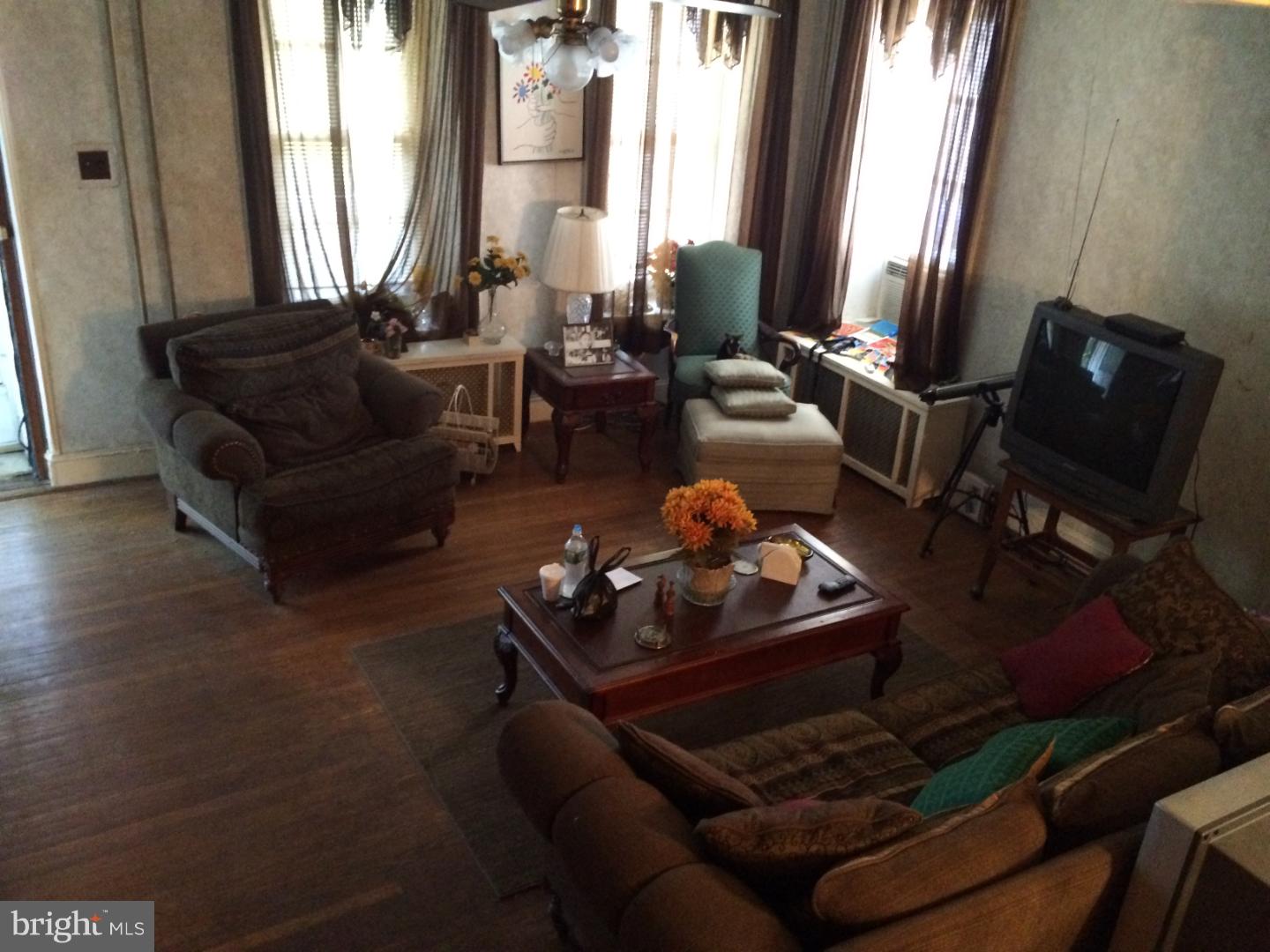 519 East Rittenhouse Street Philadelphia, PA 19144 - Photo 3 of 24 Gallery Image 3