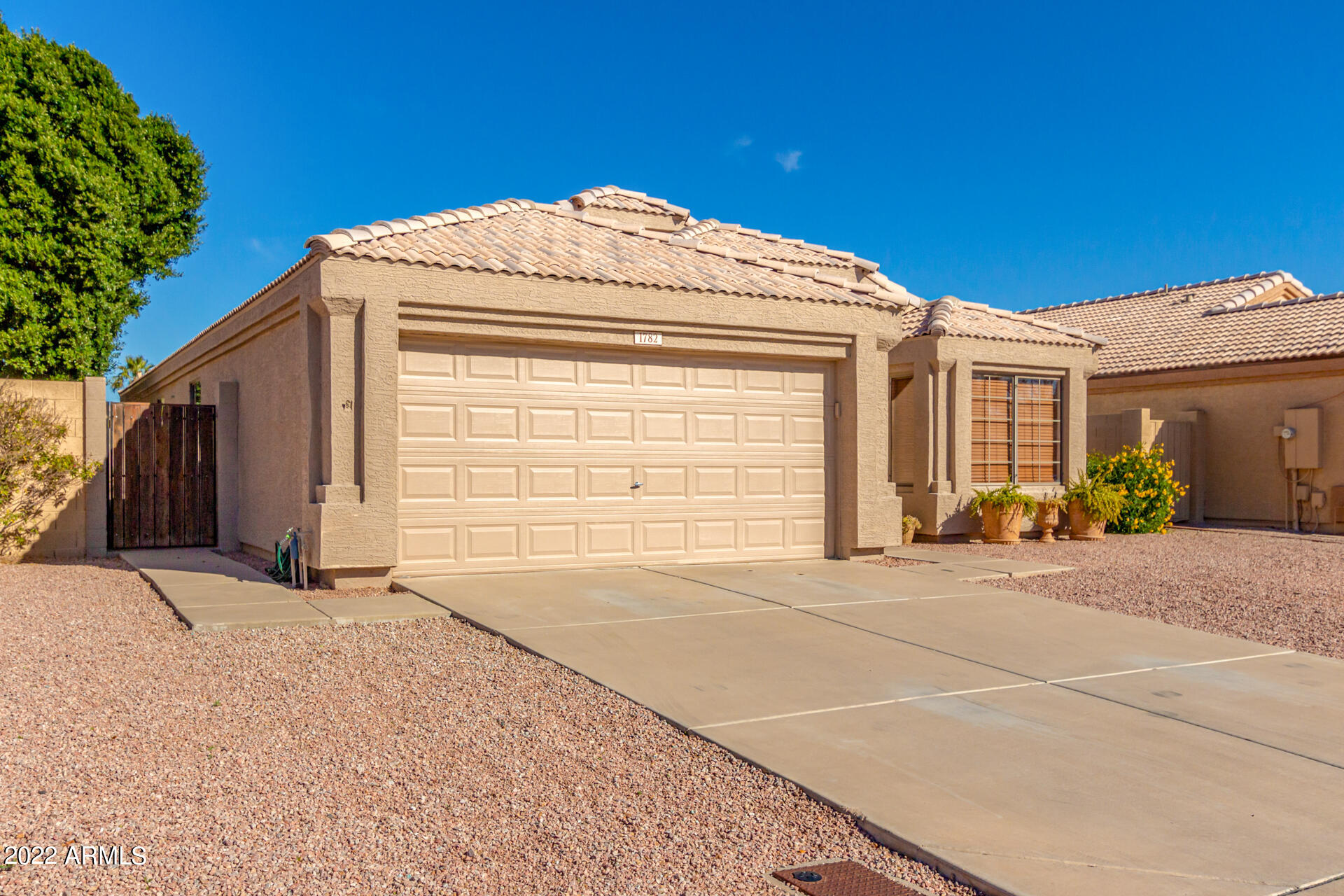 1782 East Appaloosa Road Gilbert, AZ 85296 - Photo 2 of 31 02-Appaloosa
