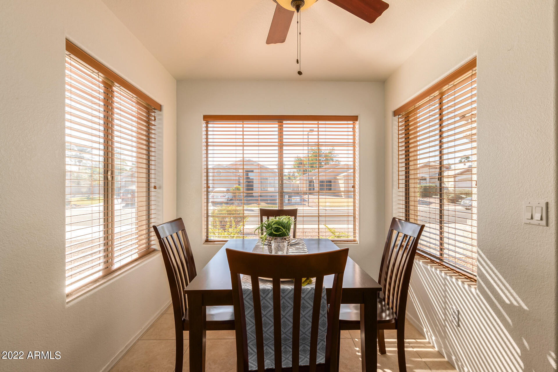 1782 East Appaloosa Road Gilbert, AZ 85296 - Photo 9 of 31 09-Appaloosa