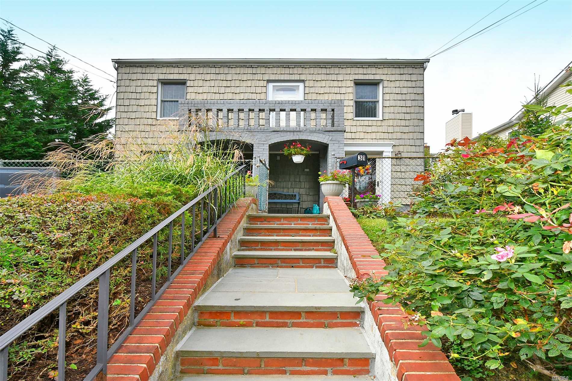 31 Kirkwood Road Port Washington, NY 11050 - Photo 1 of 1 Gallery Image 1