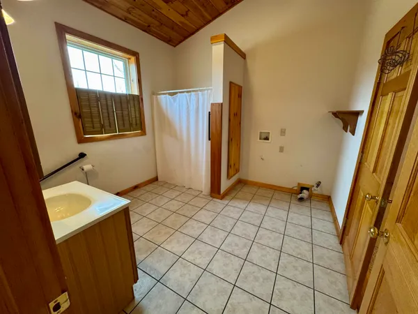 $550,000 | 243 Partridge Lane, Haverhill, NH 03774