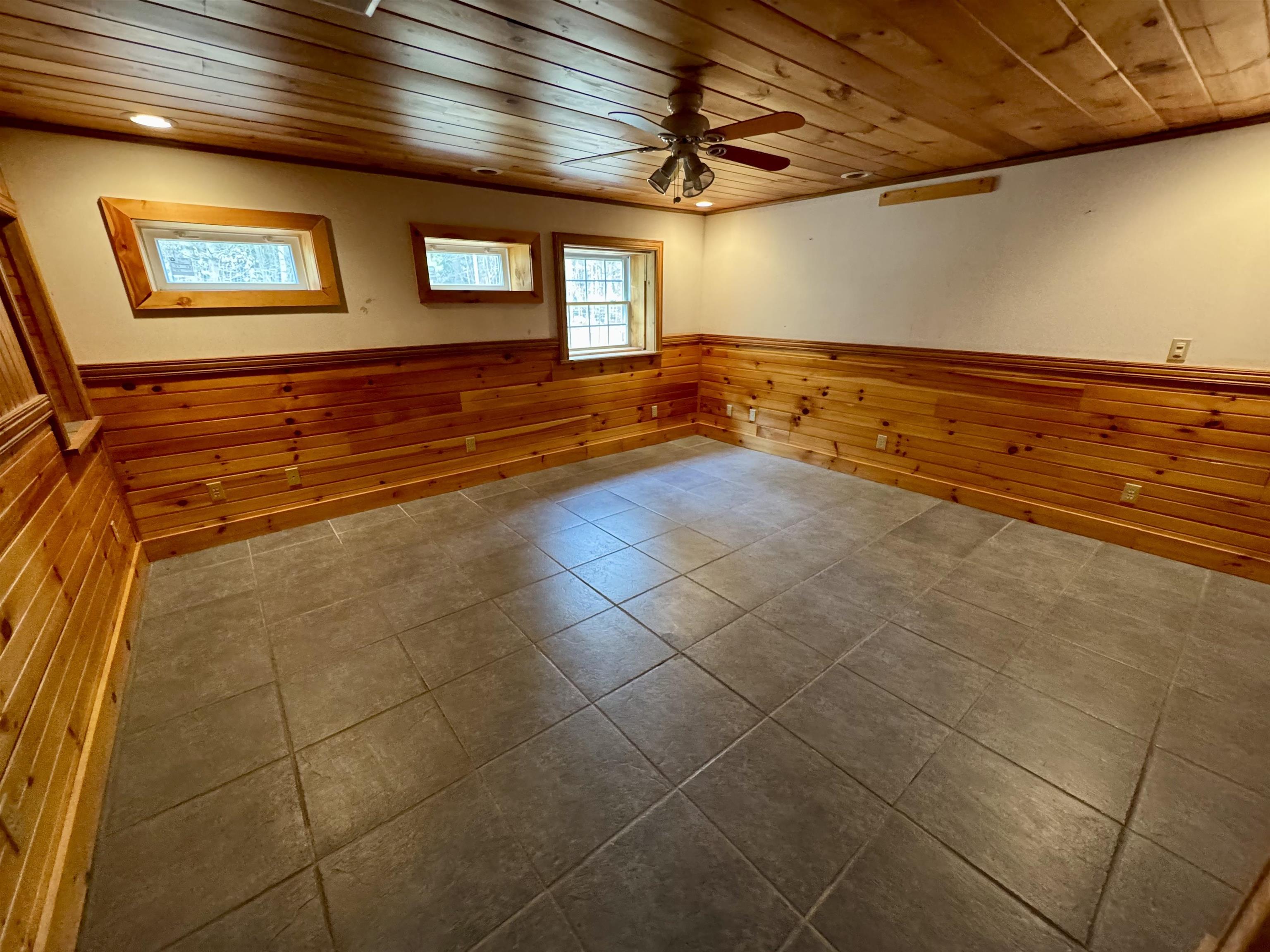 243 Partridge Lane Haverhill, NH 03774 - Photo 18 of 35