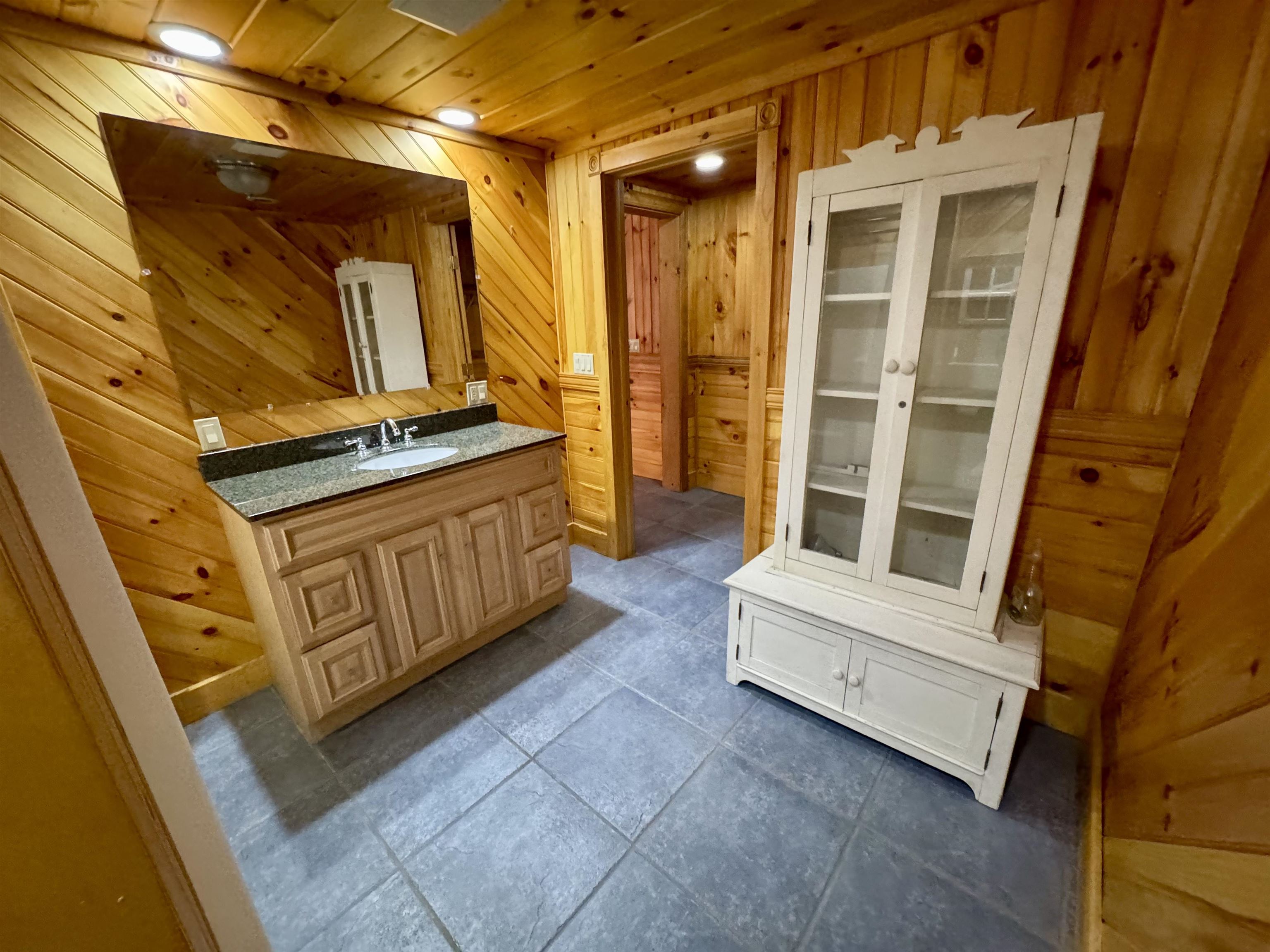 243 Partridge Lane Haverhill, NH 03774 - Photo 21 of 35