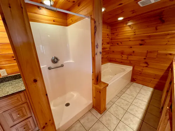 $550,000 | 243 Partridge Lane, Haverhill, NH 03774