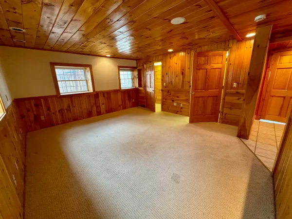 $550,000 | 243 Partridge Lane, Haverhill, NH 03774