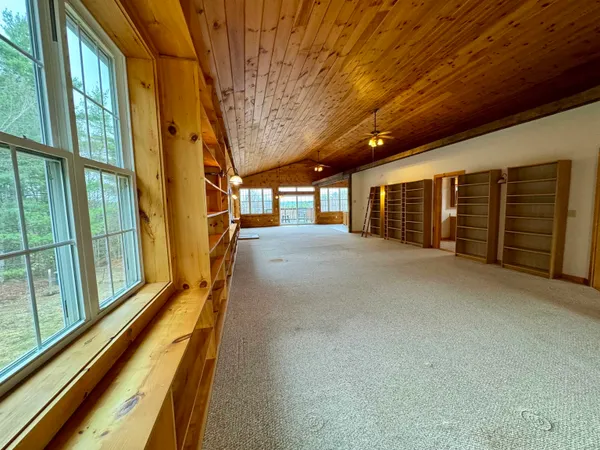 $550,000 | 243 Partridge Lane, Haverhill, NH 03774